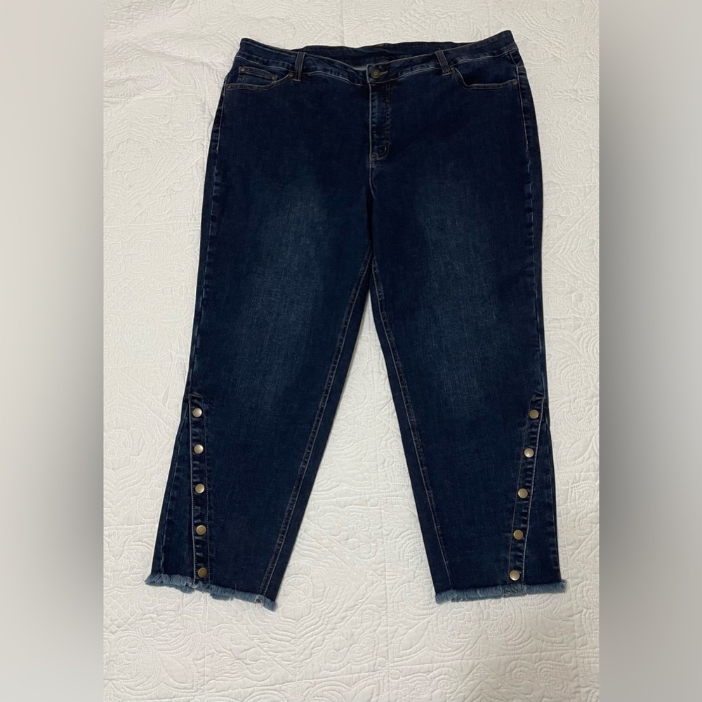 NWOT never worn Slimsations by Multiples cropped denim Women’s Plus Size 20W
